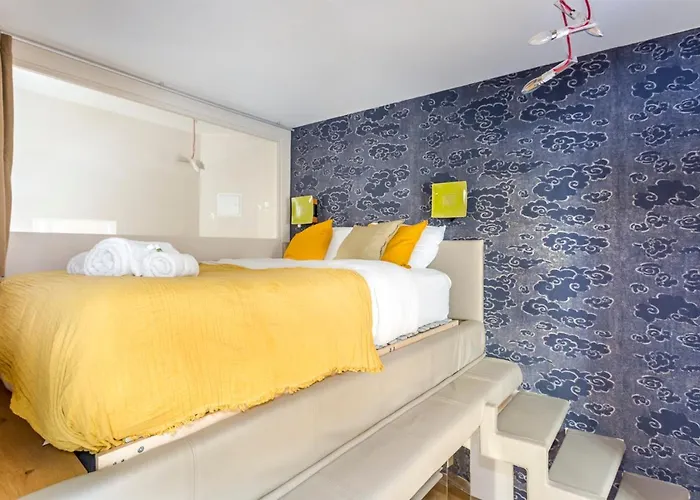 Design Et Confort Near Champs Elysees *