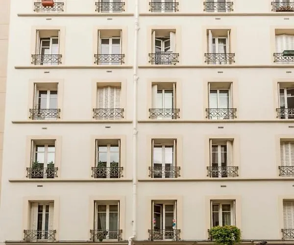 Design Et Confort Near Champs Elysees Apartamento *