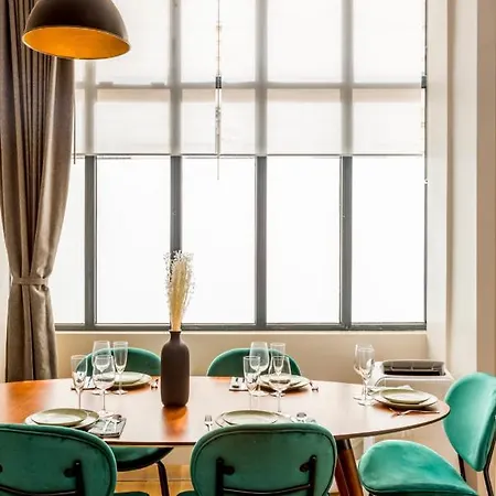Design Et Confort Near Champs Elysees * Paris