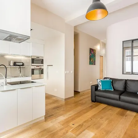 Design Et Confort Near Champs Elysees *
