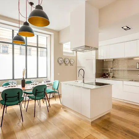 Design Et Confort Near Champs Elysees Appartamento *