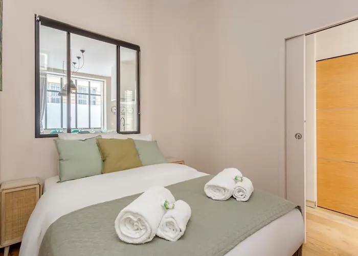 Apartman Design Et Confort Near Champs Elysees