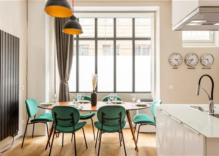 Design Et Confort Near Champs Elysees *