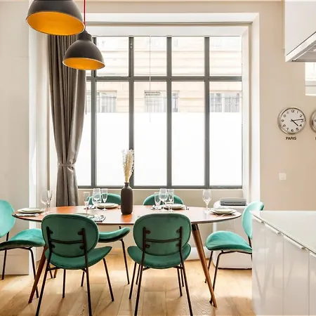 Design Et Confort Near Champs Elysees *